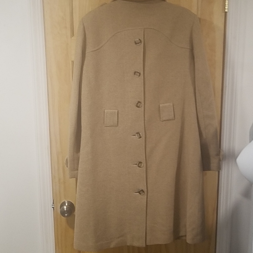 Jacket - Picture 2 of 3